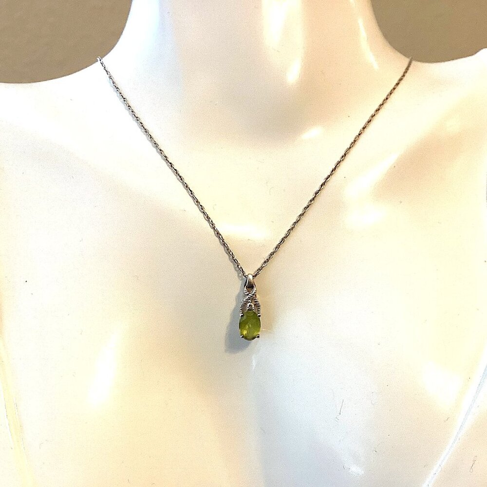 Vintage Peridot Necklace, Sterling Silver with CZ and Green Stone Pendant - Picture 12 of 12